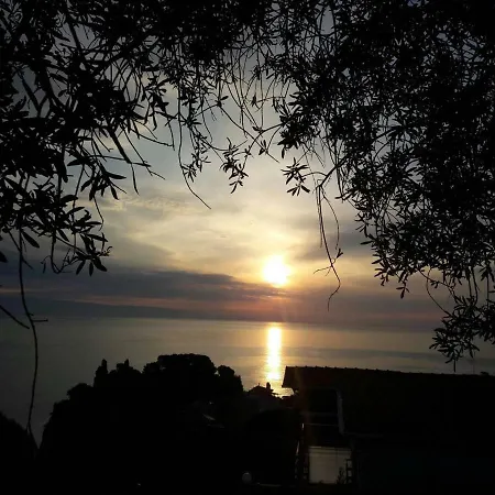 Villa Blue Mood